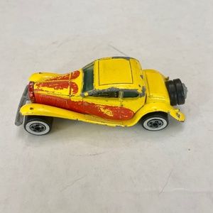 Vintage Hotwheels-Mattel Inc. 1982 Yellow old Car